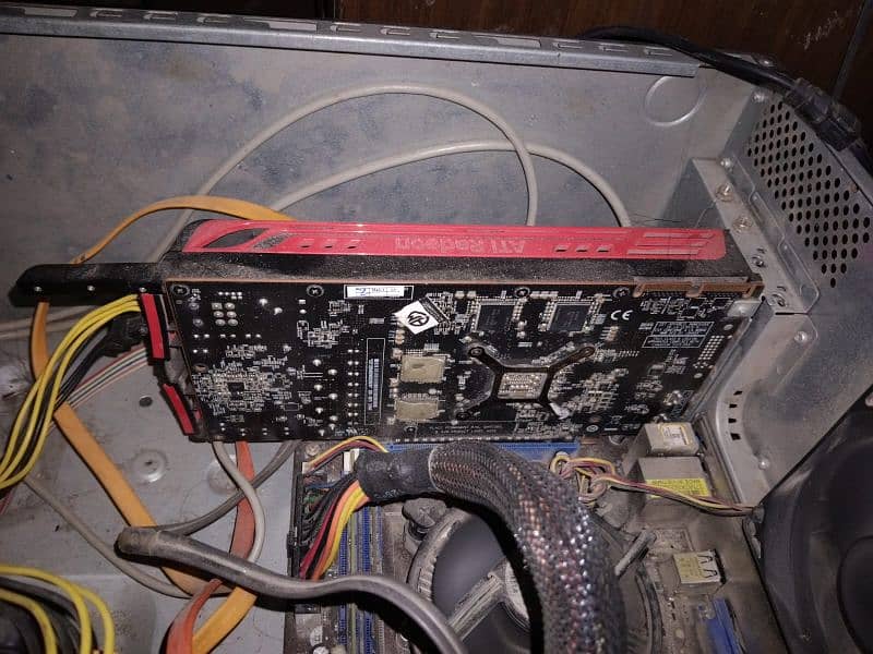 amd hd 5770 1 gb ddr5 graphics card 1