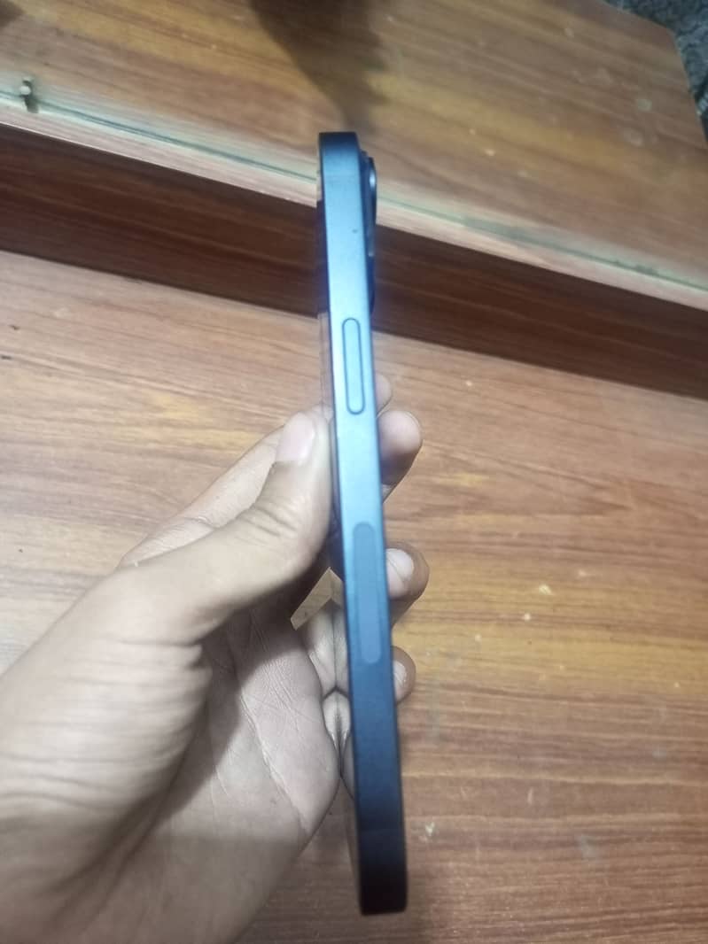 iPhone 14 Jv with box 4