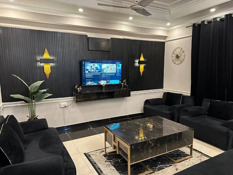 1 Bedroom Apartment For Rent Daily Per Day Guest House in F11,f10,f8,f7,f6 And All CDA Sectors 10