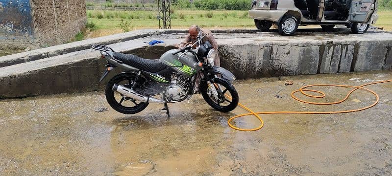 ybr 125g 2