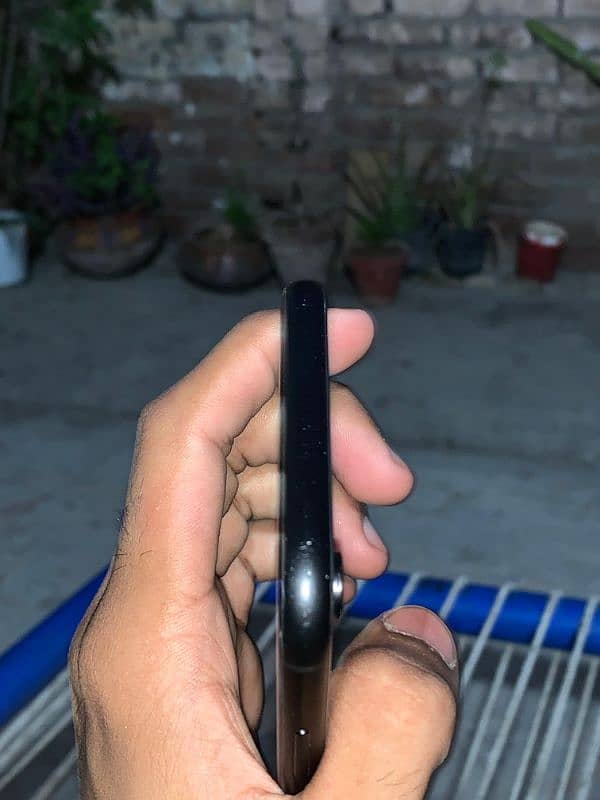 iPhone xr 128gb dual sim approved 5