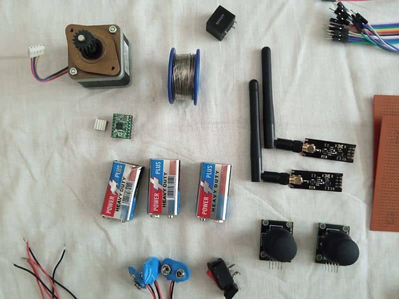 Robotic car with Arduino UNO and L298n motor driver. 5
