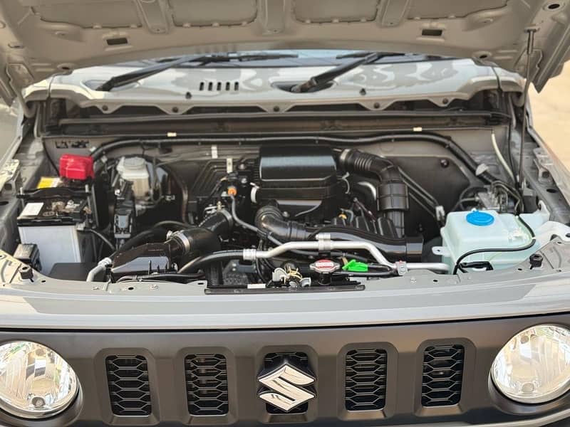 Suzuki Jimny 2019 - 2025 9