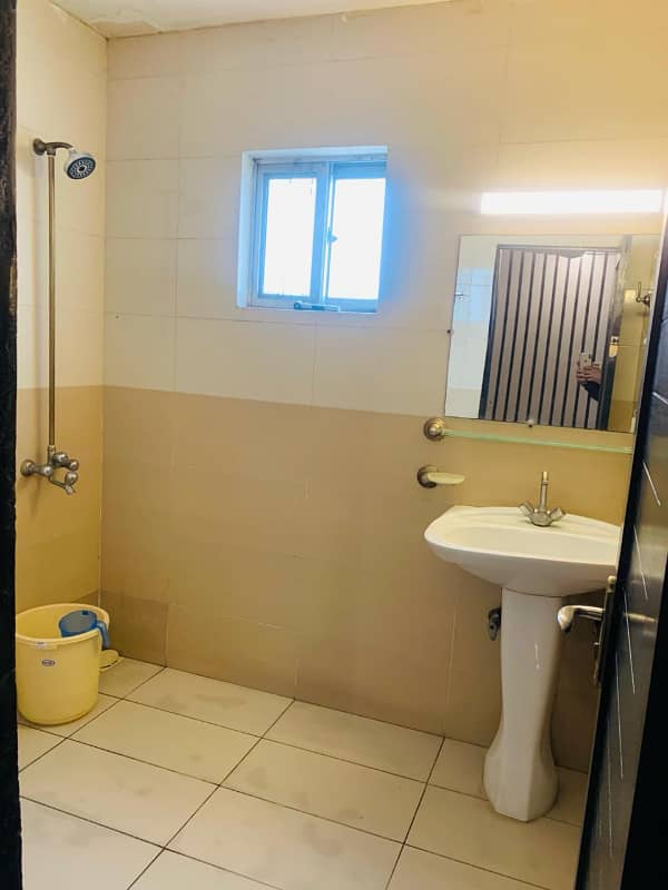 Short Time daily basis 1 bedroom coupel Allow Safe & scour 100% 5