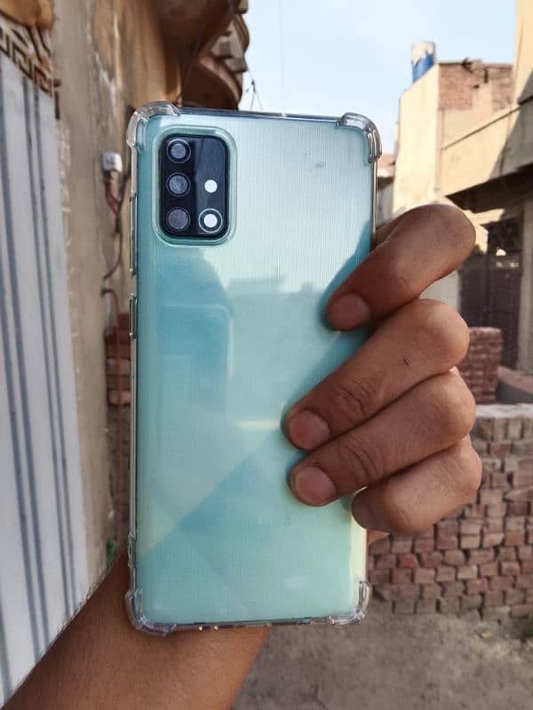 Samsung A71 8 128 2