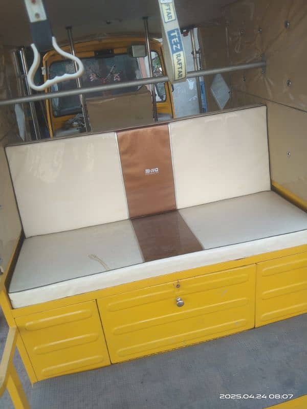 Rickshaw for sale location hafizabad 03076980604 8