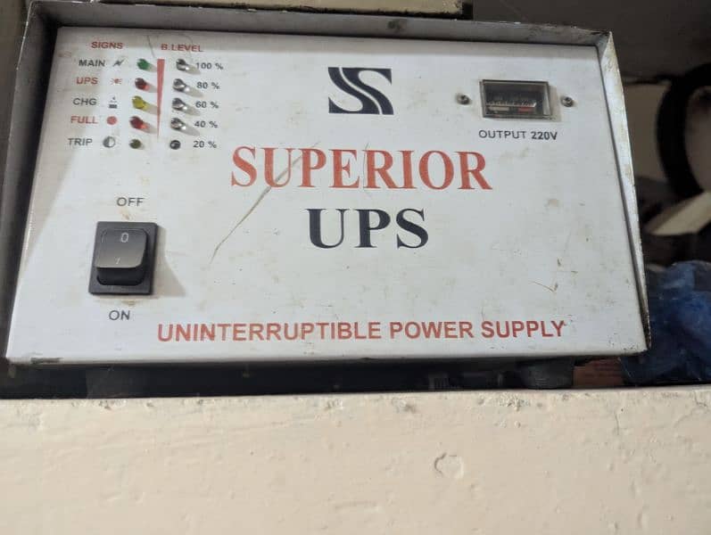 ups with battery good condition 0