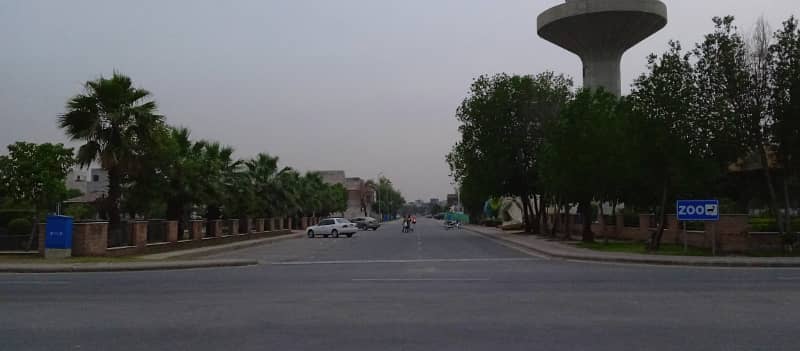 4 Marla Commercial Plot For Sale on 120 Feet Wide Road IN D block Phase 2 Bahria Orchard Lahore. 12