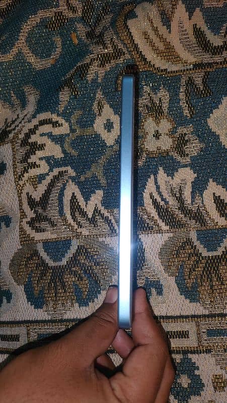Redmi note 13 8/128gb 10/9.5 all okay with all accs 8 months warranty 4