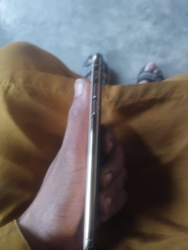 I phone xs max all orignal 64gb 4