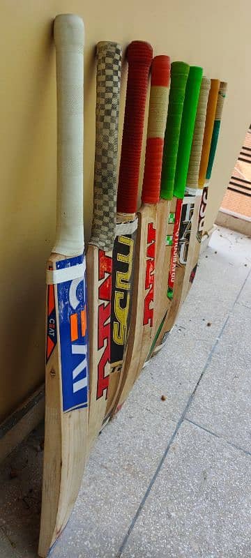pure English willow top grade used bats available in low prices 3