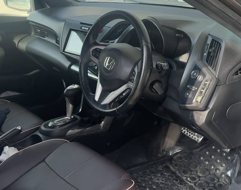 Honda CRZ 2012 model 2015 number 16
