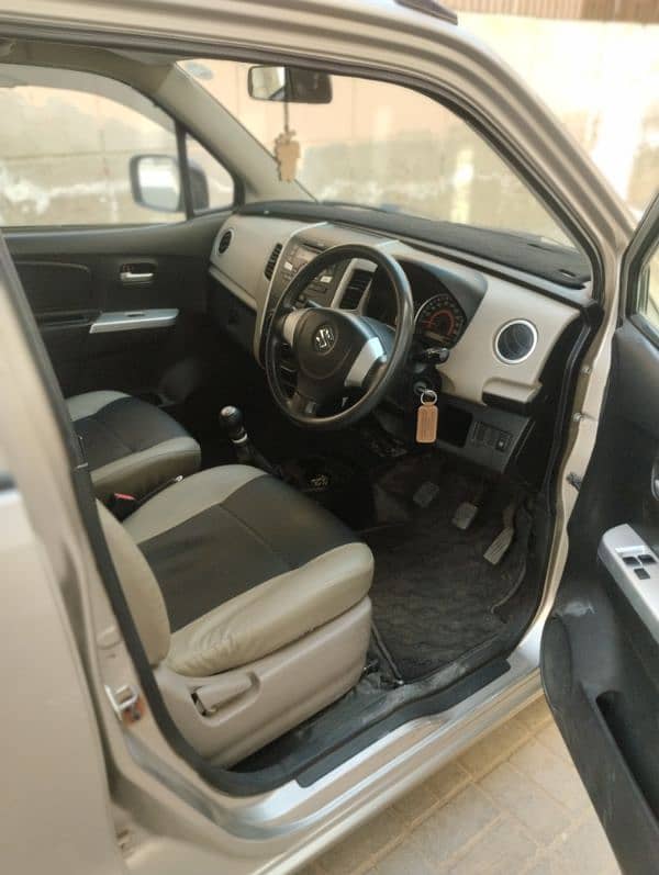 Suzuki Wagon R 2017 13