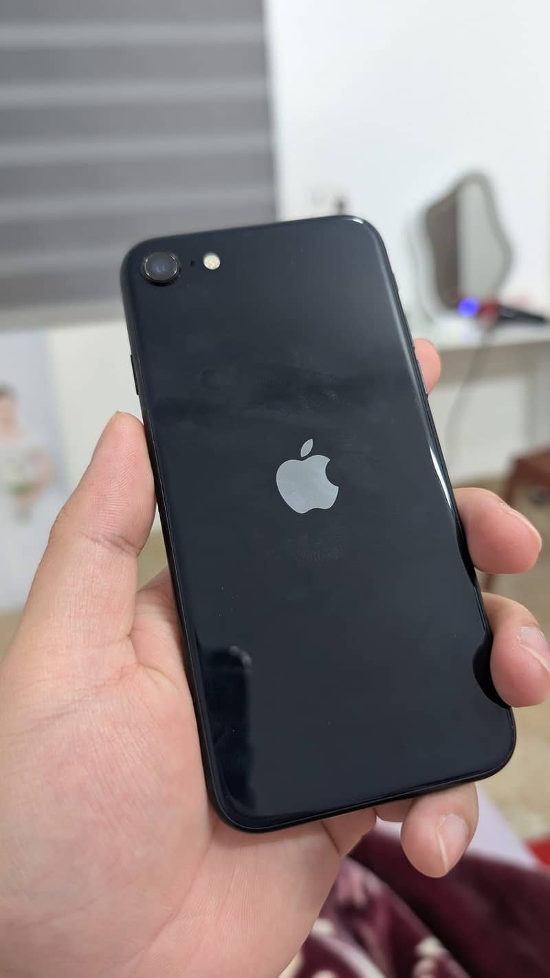 IPHONE SE 3rd generation 0