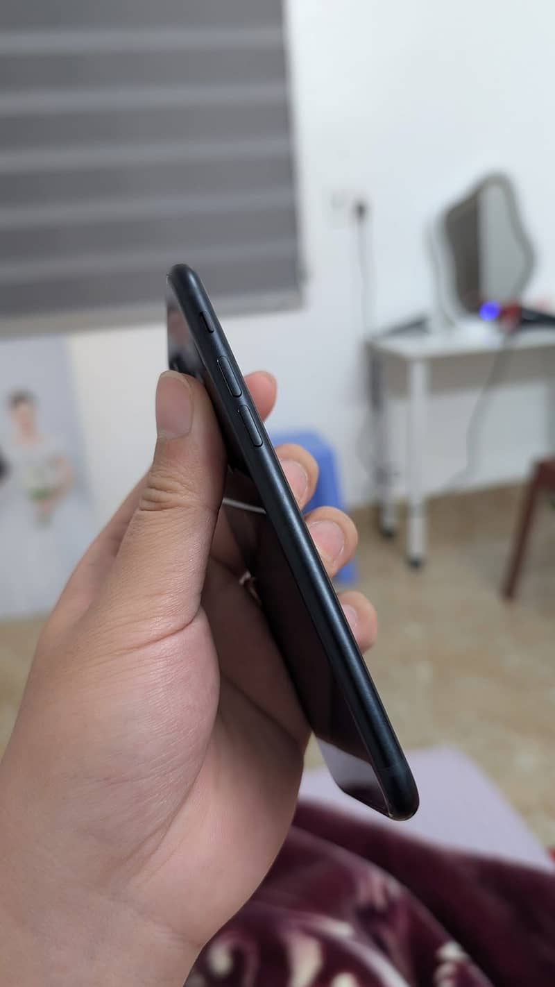 IPHONE SE 3rd generation 3