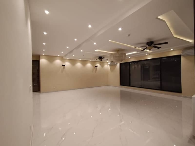 Good 10 Marla House For Rent In DHA Phase 8 0