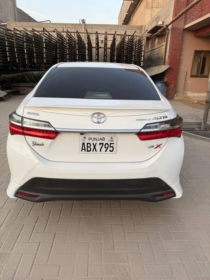 Toyota Corolla Altis Grande X CVT_i  2021 1.8 2