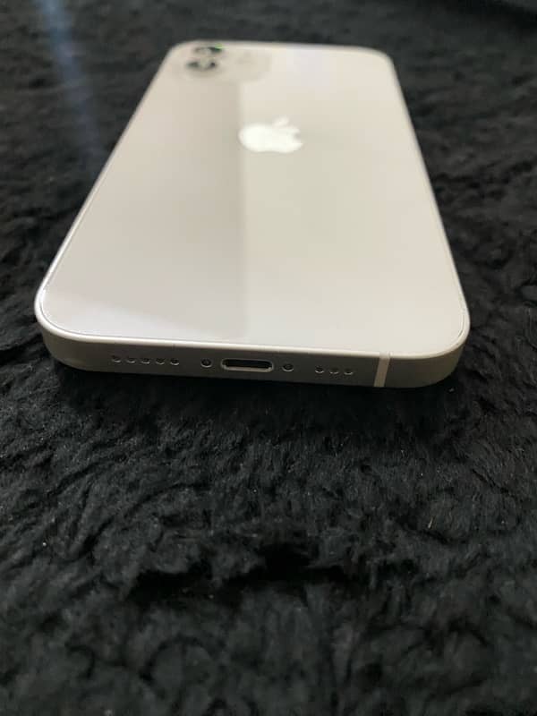 i phone 12 good condition and 89 health non pta 6