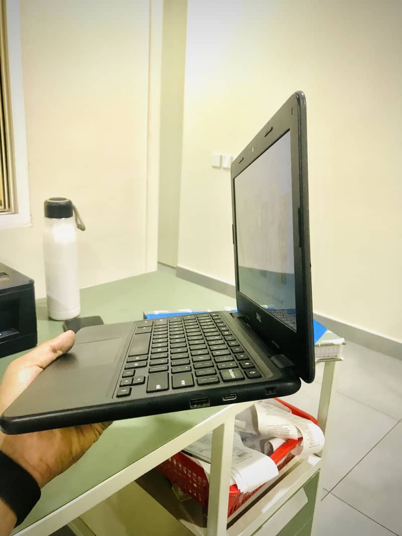 Dell Chromebook 3100 | 4GB RAM+32GB Storage | Touch Screen | Playstore 4