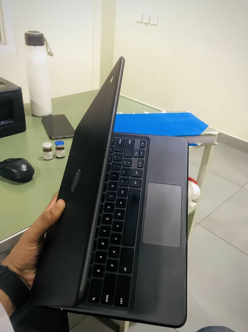 Dell Chromebook 3100 | 4GB RAM+32GB Storage | Touch Screen | Playstore 5