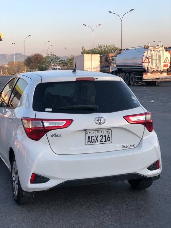 Toyota Vitz 2018/2022 no tounching 3