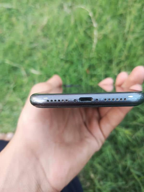 iphone 11 3