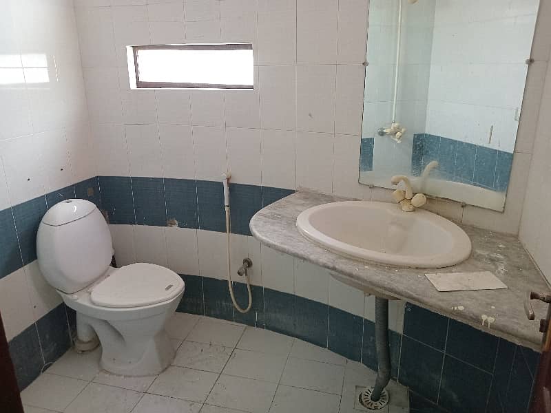 5 Marla Upper Portion In Lahore Is Available For rent 5