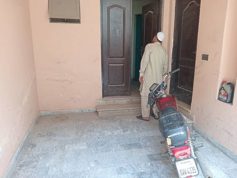 5 Marla Upper Portion In Lahore Is Available For rent 6