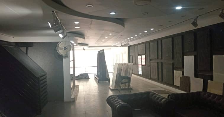 In Lahore You Can Find The Perfect Building For Sale 10