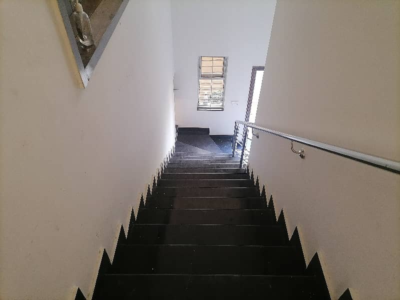 20 Marla Upper Portion Up For Rent In DHA Phase 6 Block N 20