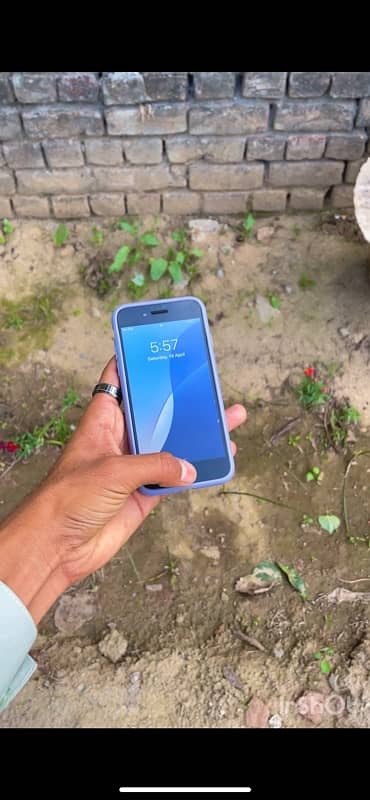 iPhone 7 PTA OFFICIAL APPROVED 32 Gb 1