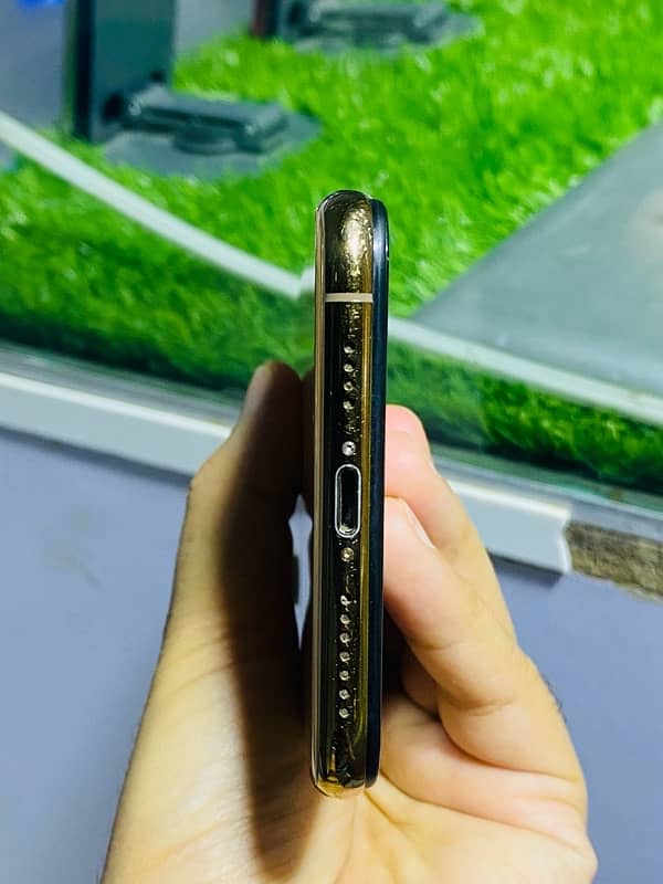 iPhone xs max 64gb dual pta approved 4