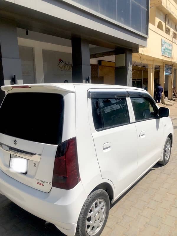 Suzuki Wagon R 2018 3