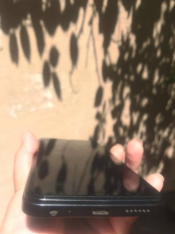 ITEL A70  8+4/256 GB 8
