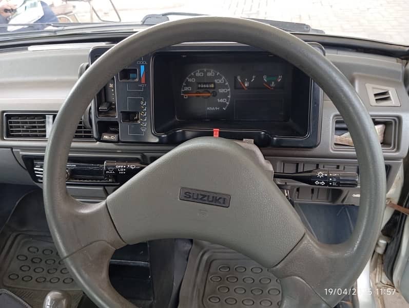 Suzuki Mehran VXR 2015 10