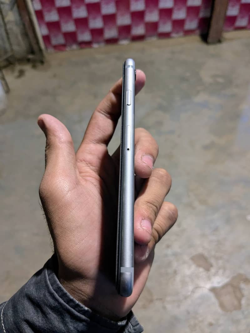 Apple iPhone 6 3