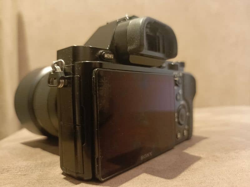 Sony a7 Body Only | 50mm FE 7