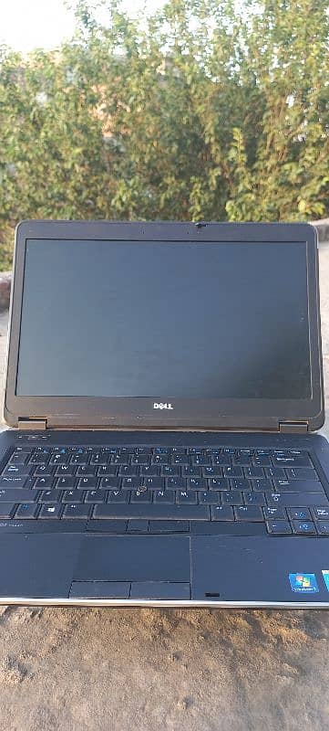 Dell Latitude E6440 3