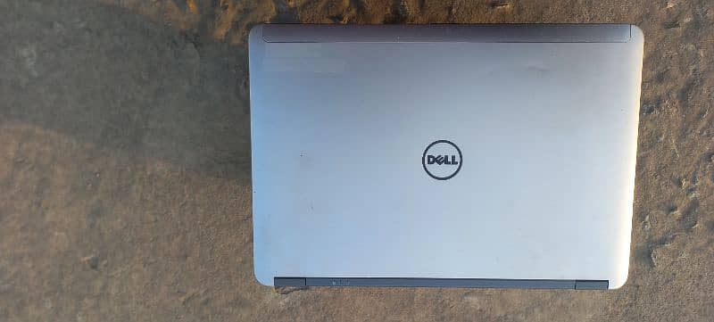 Dell Latitude E6440 4