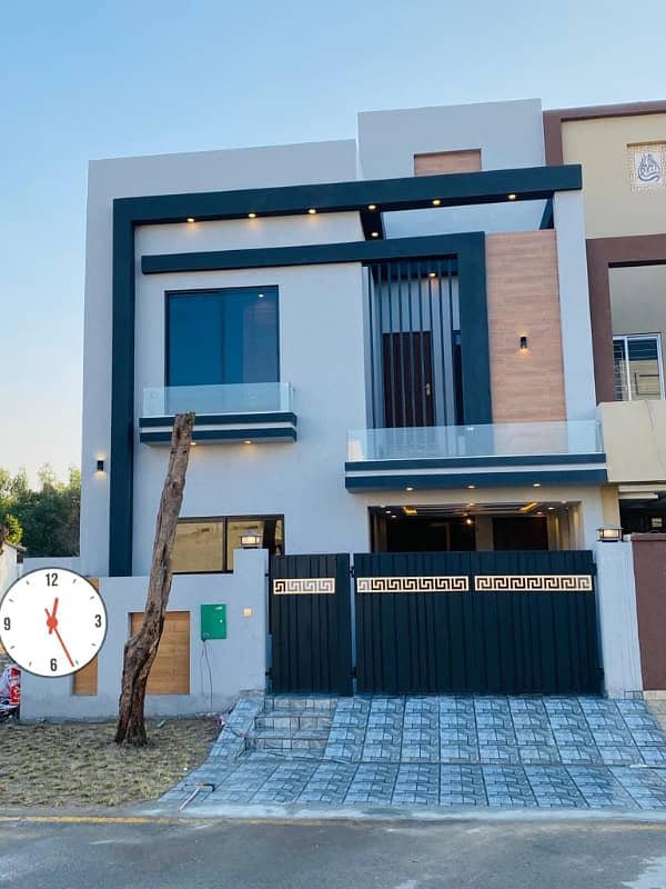 5 Marla New House House For Sale Slightly Use 3