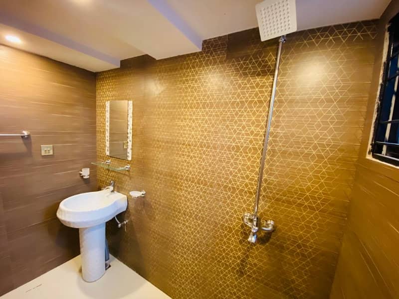 5 Marla New House House For Sale Slightly Use 24