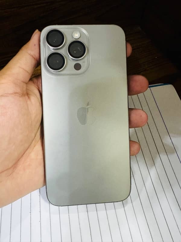 Iphone 15 pro max Pta Approved 3