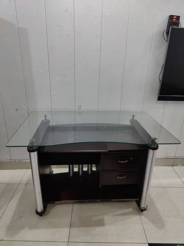 Office / Computer Table For Sale. 1