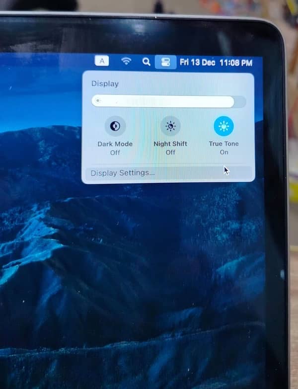 Macbook pro 2018 with orignal box 3