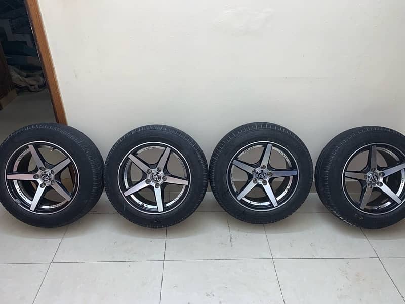 15 inches 5 nutts imported rims with tyres 1