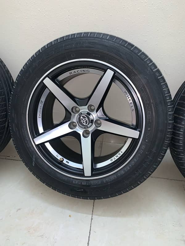 15 inches 5 nutts imported rims with tyres 2