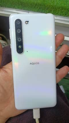 aquas