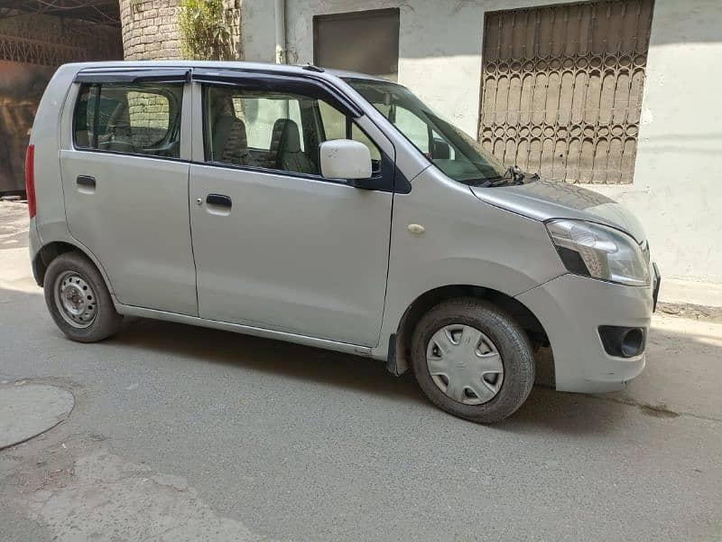 Suzuki Wagon R 2017 5