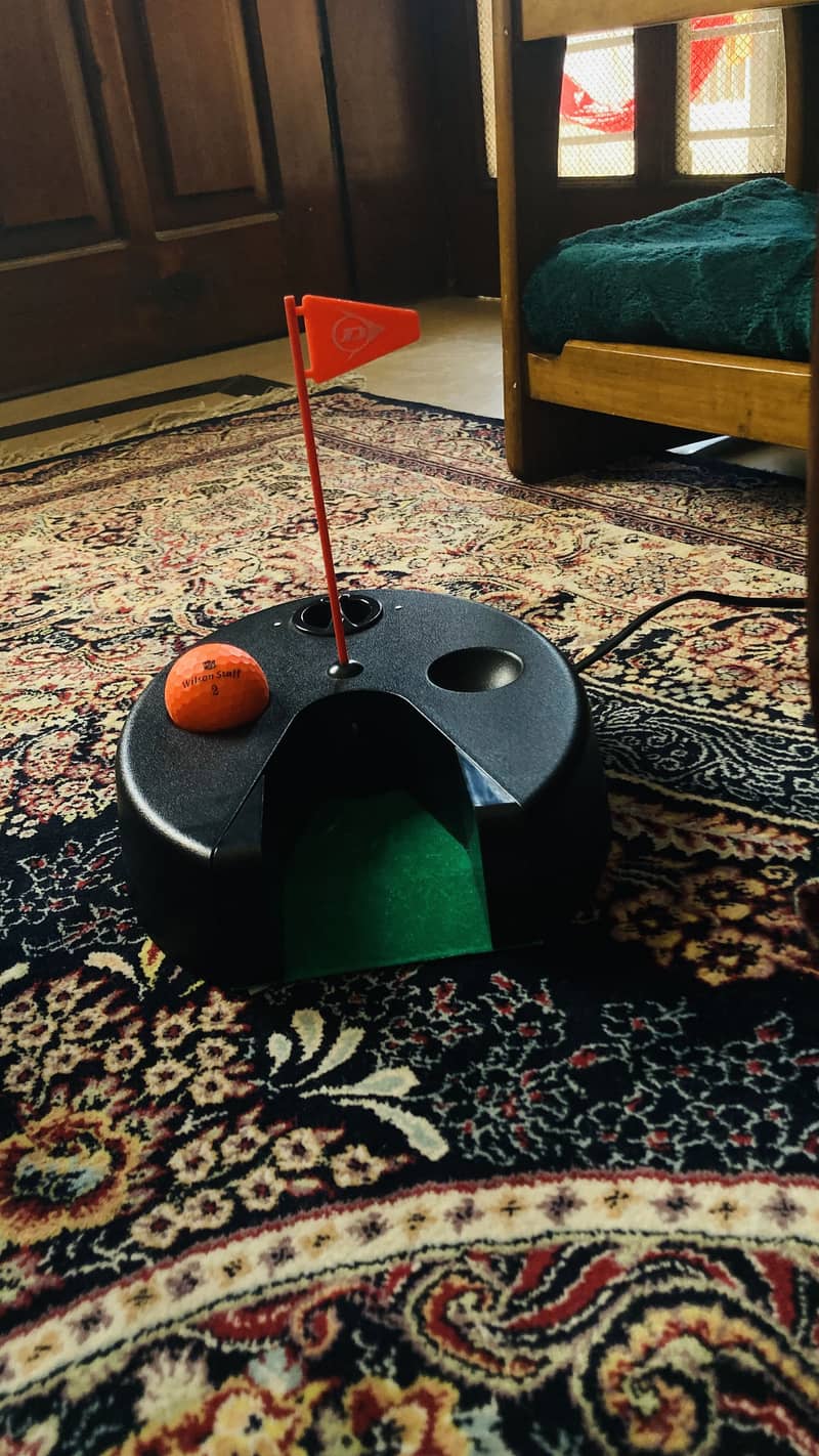 Dunlop Electric Putting Practice Machine 7