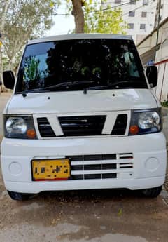 Nissan Clipper 2011
